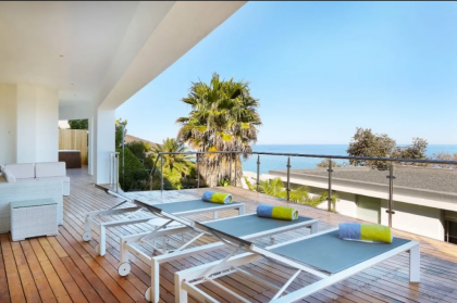 The Upper House A Stylish Villa in Upper Camps Bay - image 26