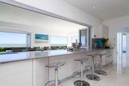 La Maison Herms Camps Bay Cape Town - image 21