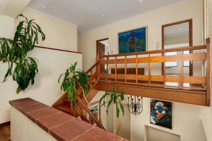 Seaside Family Haven - Stunning Table Mountain View - image 23