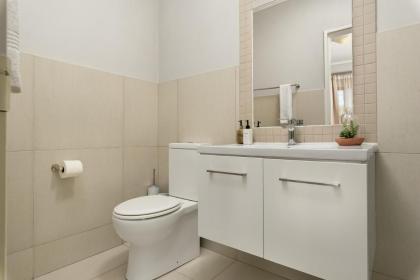Mayfair 219 - image 18