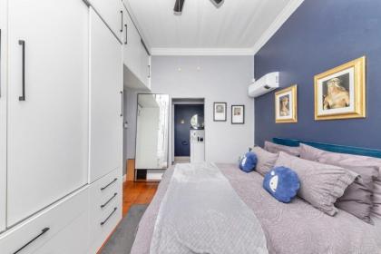 Vibrant 2BD Contemporary HomeObservatory! - image 14