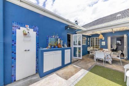 Vibrant 2BD Contemporary HomeObservatory! - image 27