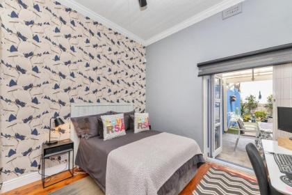 Vibrant 2BD Contemporary HomeObservatory! - image 3