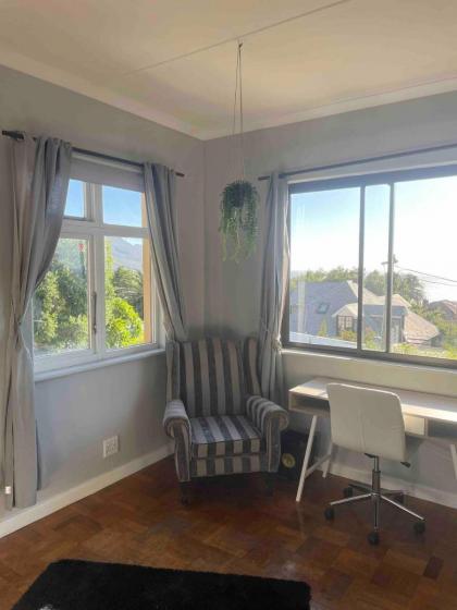 Lux Sea View Apartment Camps Bay - image 27