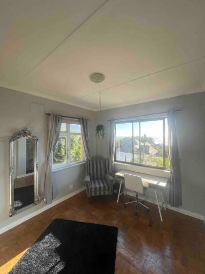 Lux Sea View Apartment Camps Bay - image 28