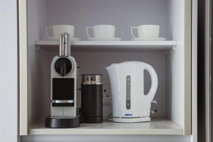 Beachside Cottage - image 21