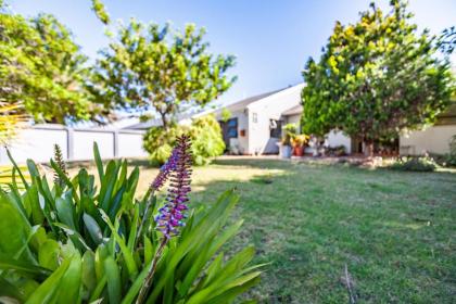 Modern Cozy Apartment Near Beach - image 15