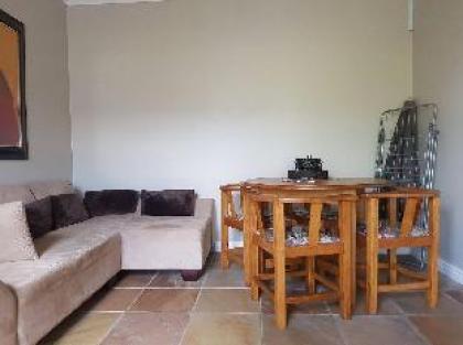 Melkbosch Guesthouse - image 18