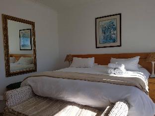 Melkbosch Guesthouse - image 6