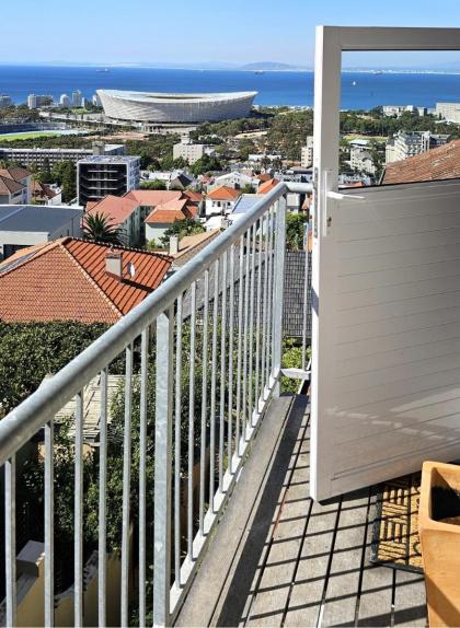 Spacious 2 bedroom Apartment - Harbour views - image 18