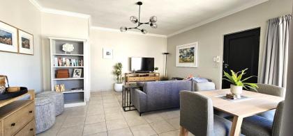 Spacious 2 bedroom Apartment - Harbour views - image 21