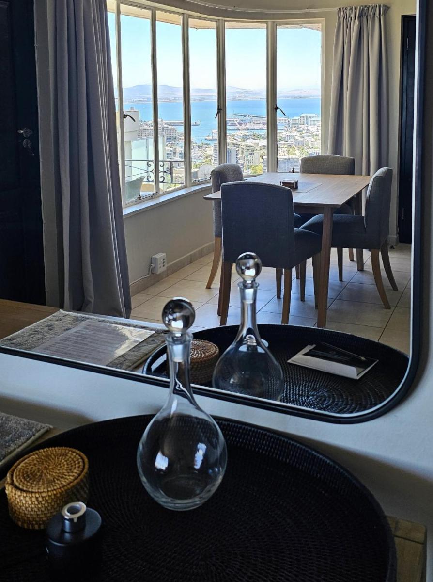 Spacious 2 bedroom Apartment - Harbour views - image 6