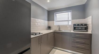Inkantu Self-catering Apartments - image 22