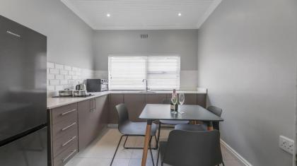 Inkantu Self-catering Apartments - image 28